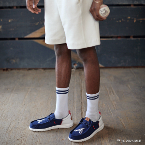 250321_NAM-HDxMLB_ALTPDP_BRAVES_900x900_de78b14c-b695-4b80-9c8b-7346d4db28ad-1.png